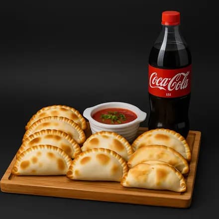 1 Docena de empanadas + 1 Coca 1.5l